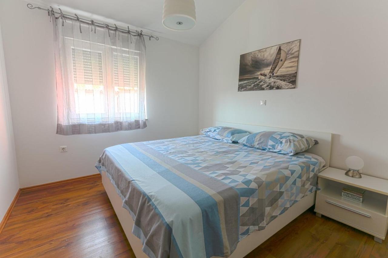 Apartman M&A Apartment Pula Exterior photo