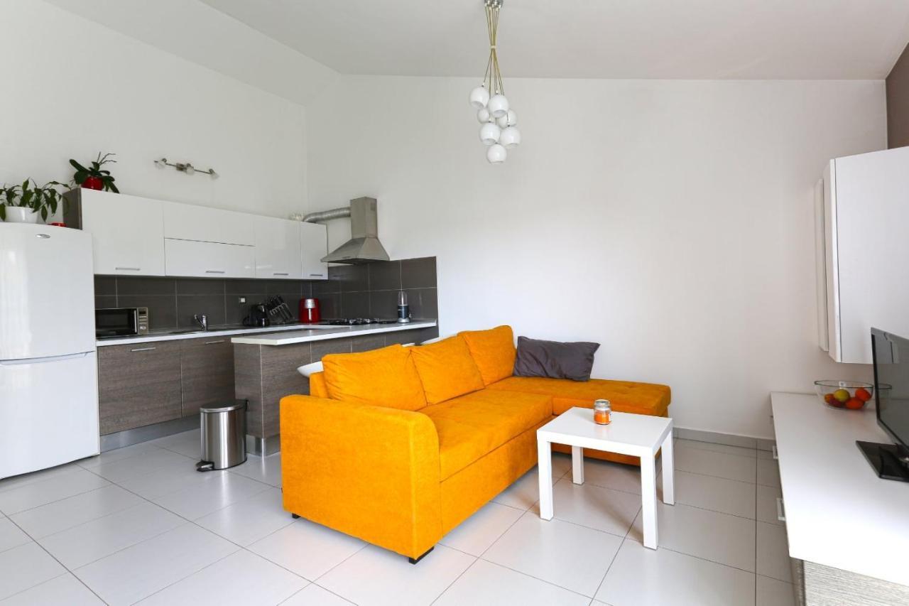 Apartman M&A Apartment Pula Exterior photo